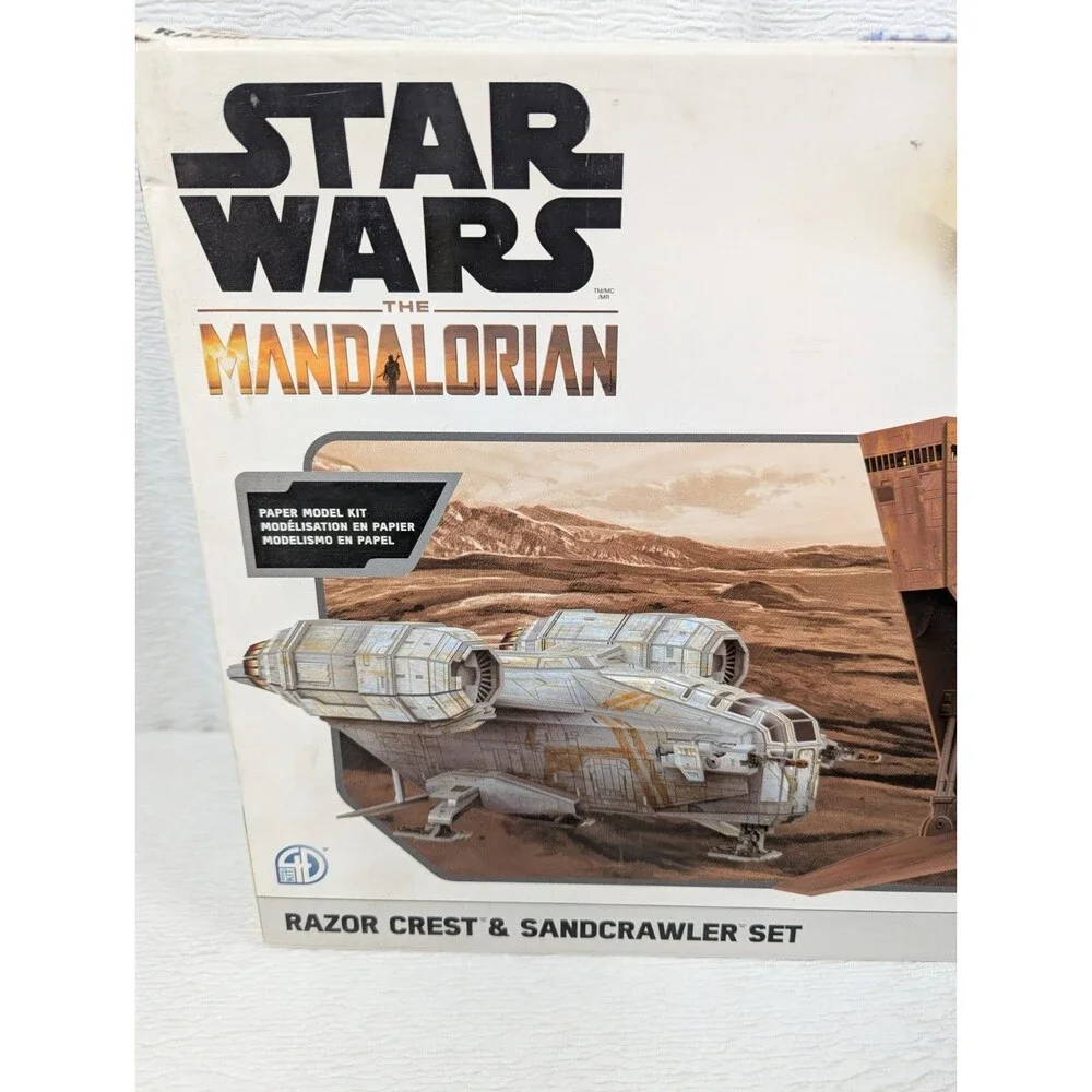 Star Wars - The Mandalorian - Paper Model Kit - Razor Crest & Sandcrawler Set